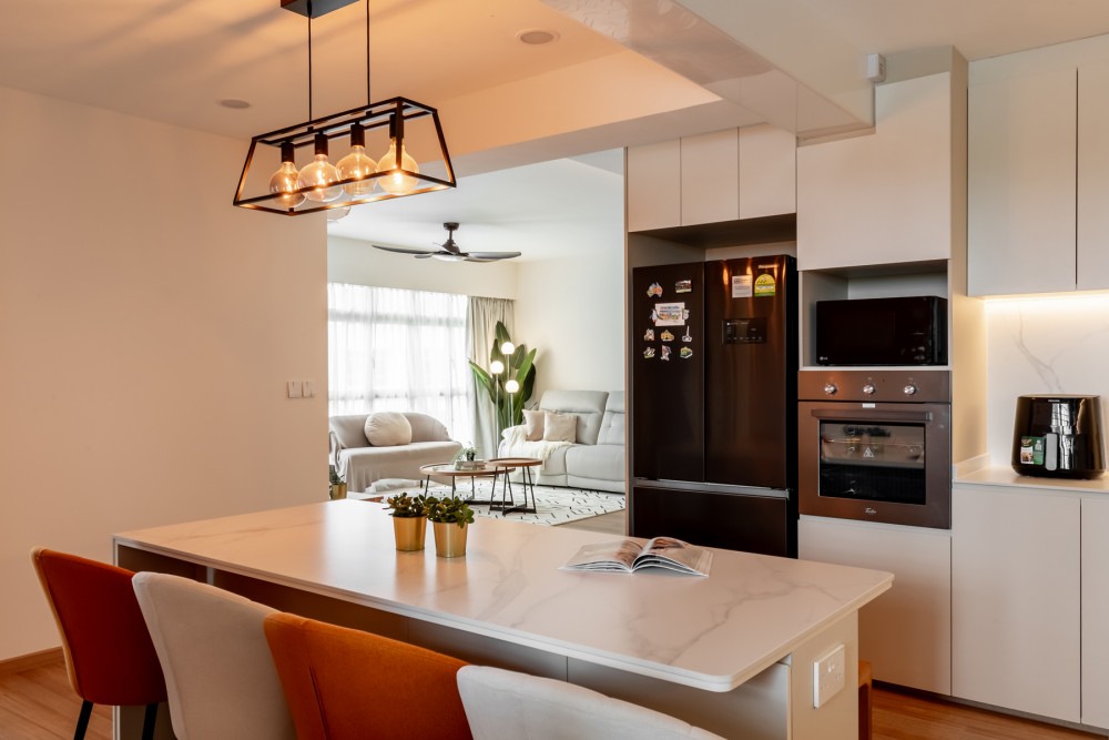Scandinavian Kitchen with Countertop and Open Kitchen