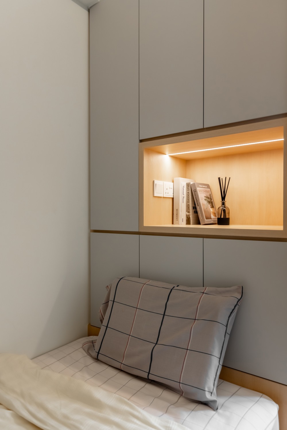Contemporary Bedroom with Built-in Bed and Storage Cabinets
