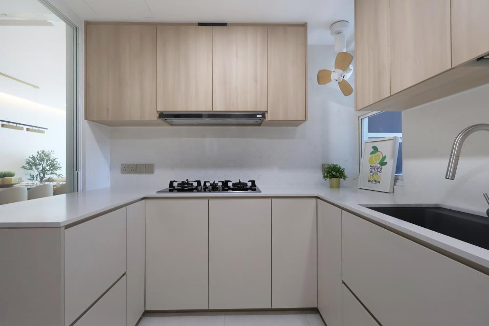 Contemporary Kitchen with Kitchen Window and Kitchen Accessories