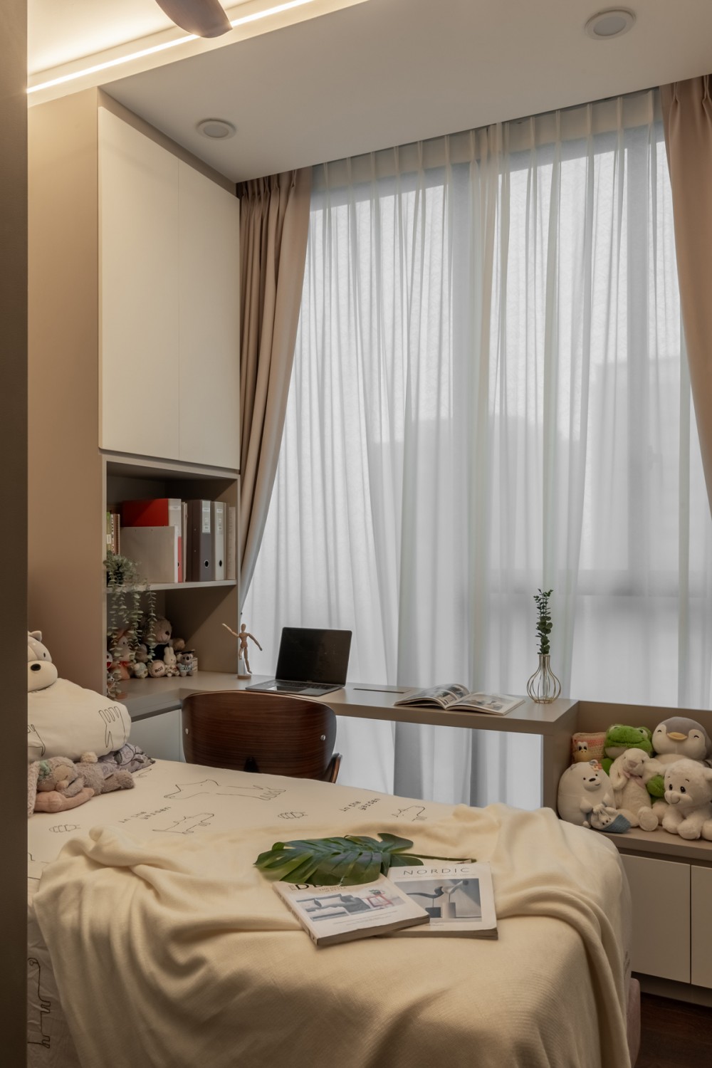 Contemporary Bedroom with Drop Ceiling and Curtain