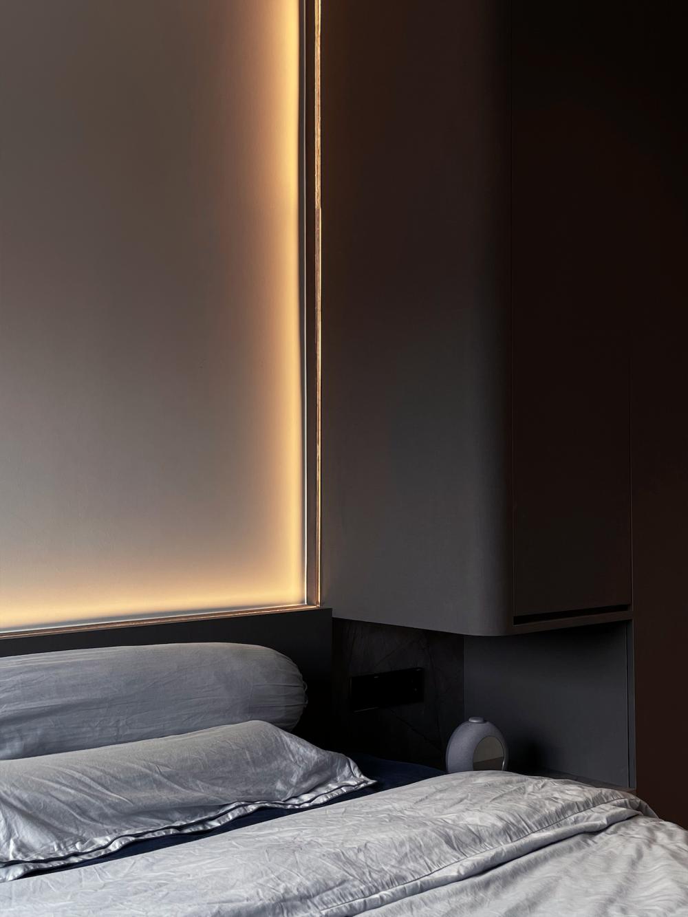 Modern Bedroom with Platform Bed and Wardrobe