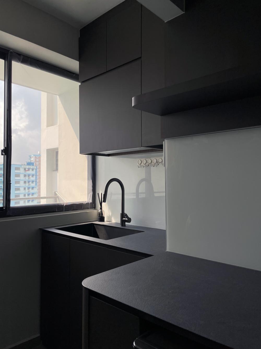 Modern Kitchen with Countertop and Kitchen Window