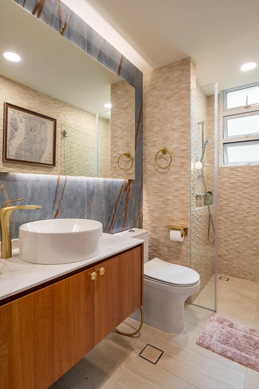 Eclectic Bathroom with Countertop and Homogeneous Tiles
