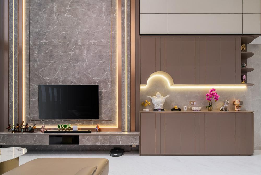 Contemporary Living Room with Bookshelf and Settee