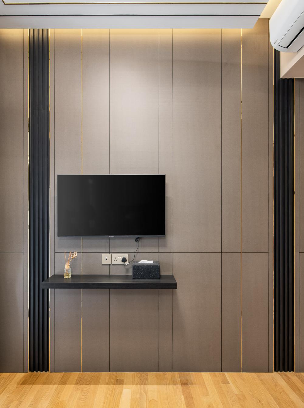Contemporary Bedroom with Wardrobe and Sideboard