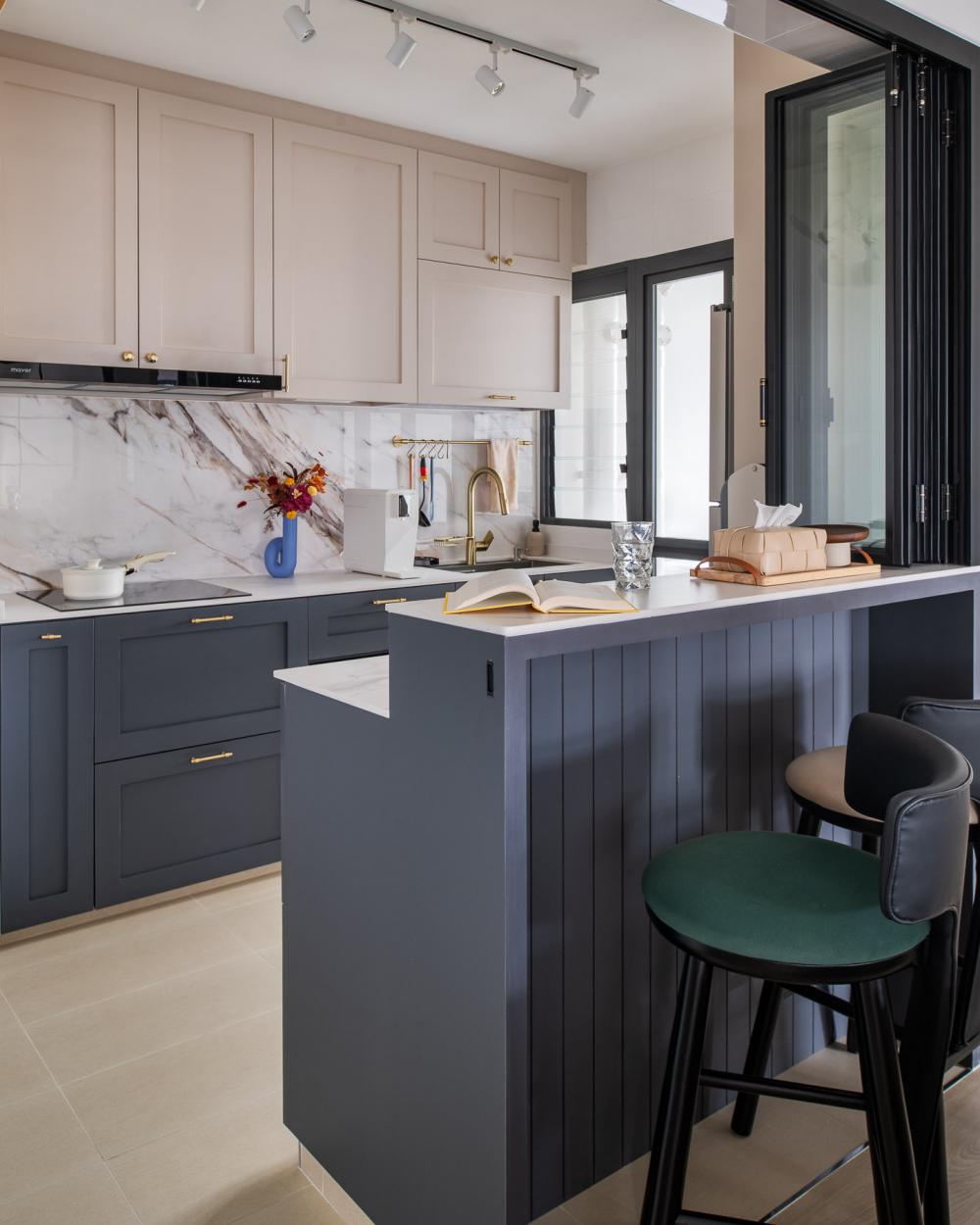 Country Kitchen with Countertop and Homogeneous Tiles