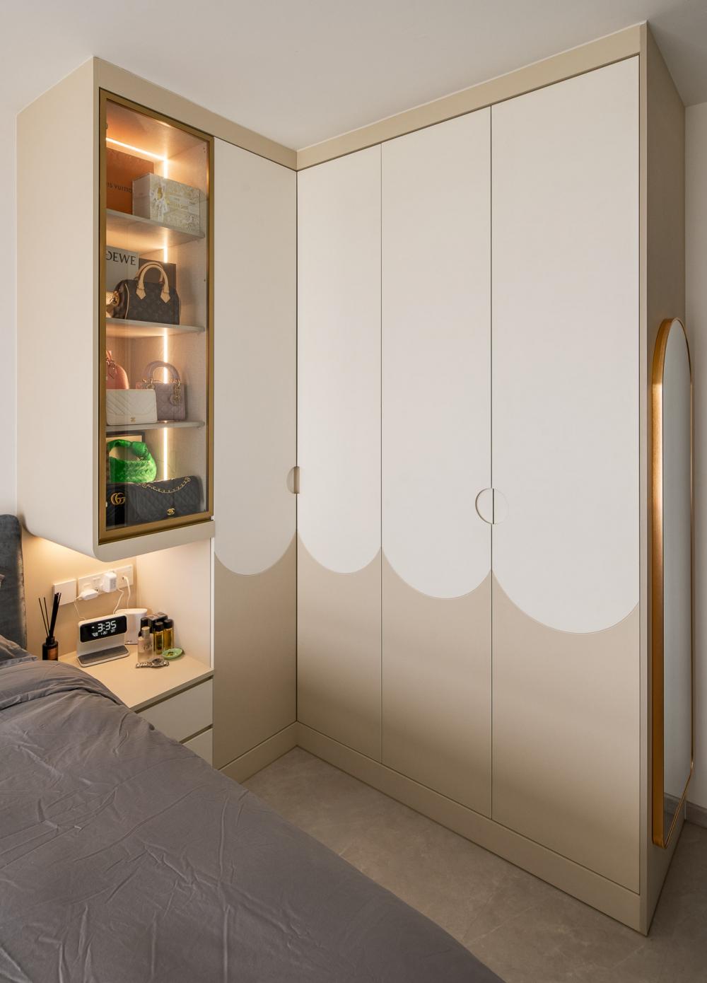 Scandinavian Bedroom with Vinyl Flooring and Wardrobe