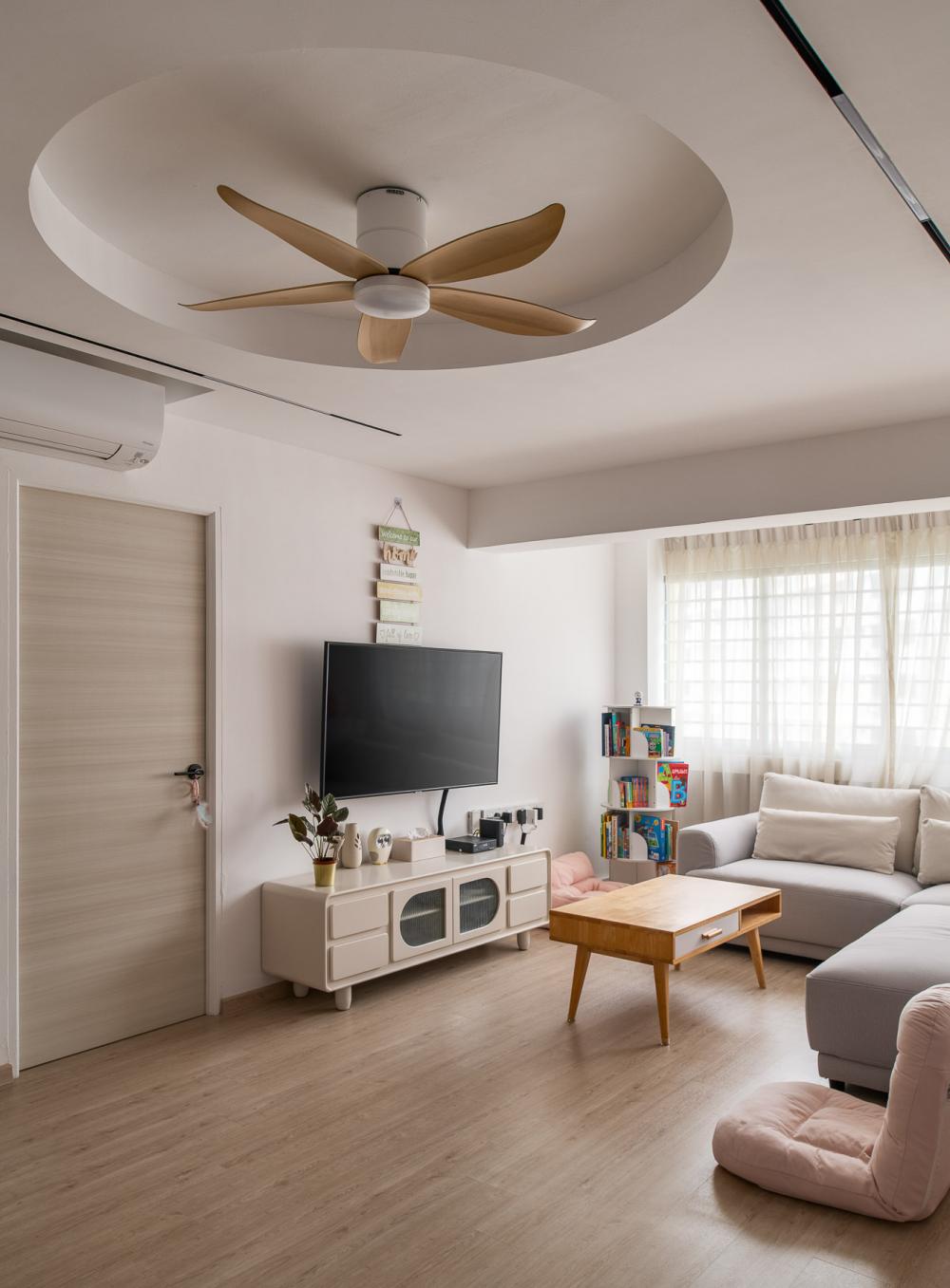 Modern Living Room with Vinyl Flooring and Drop Ceiling