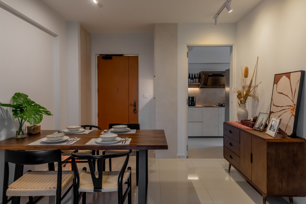 Scandinavian Dining Room with Ceiling Light and Dining Table