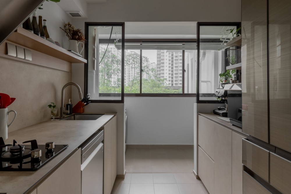 Scandinavian Kitchen with Countertop and Homogeneous Tiles