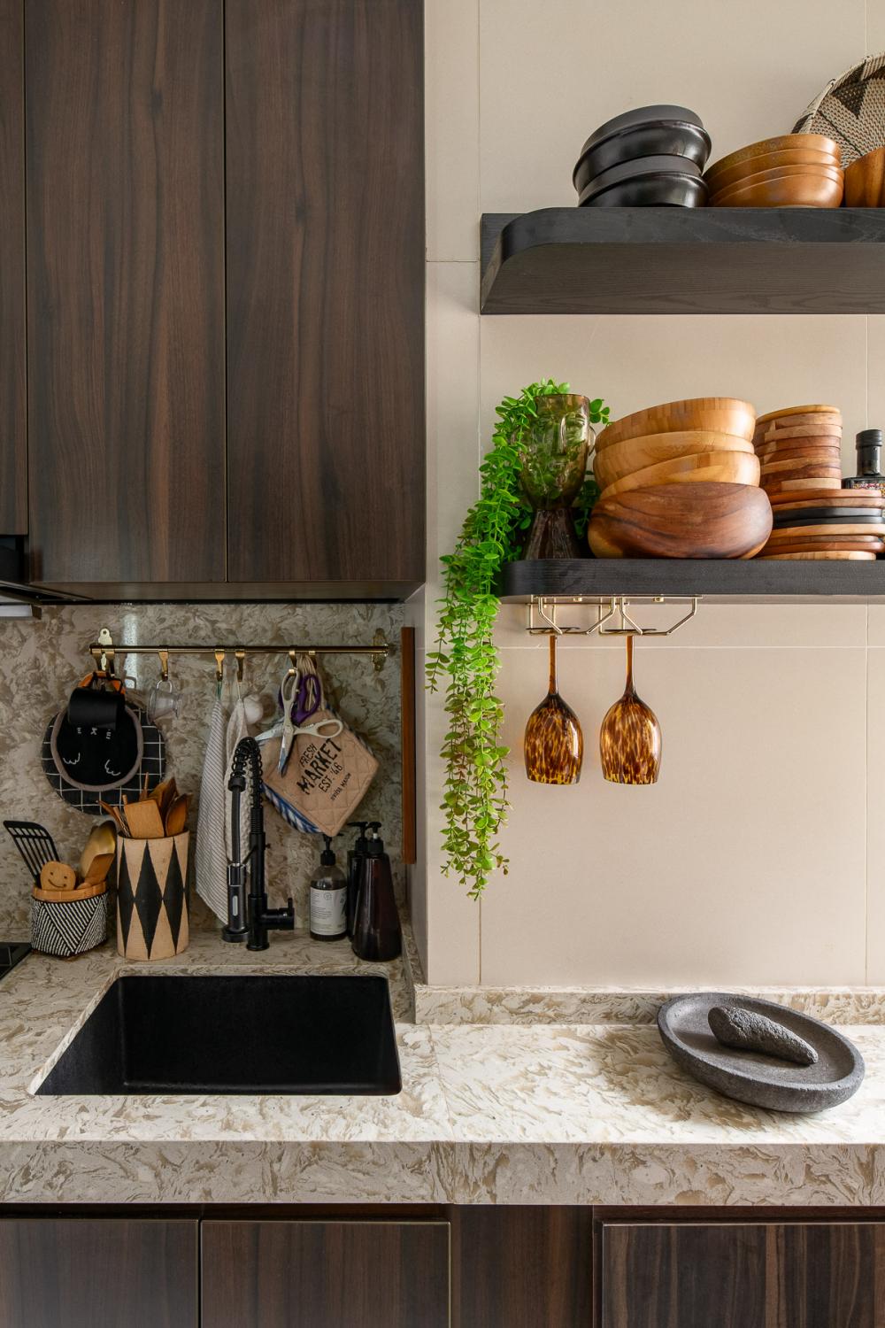 Eclectic Kitchen with Countertop and Homogeneous Tiles