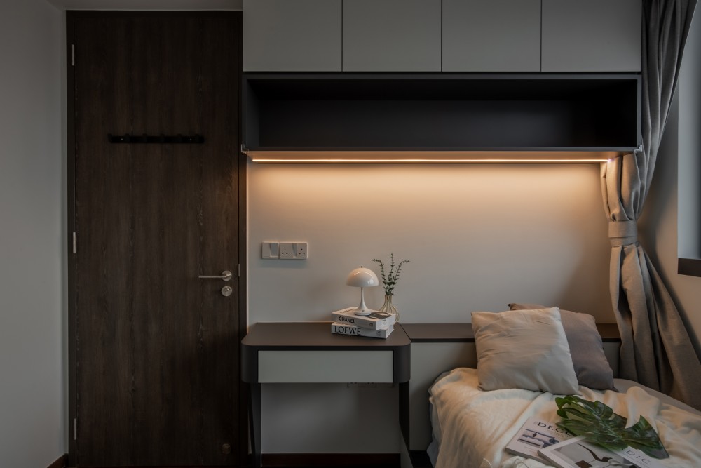 Modern Bedroom with Built-in Bed and Curtain