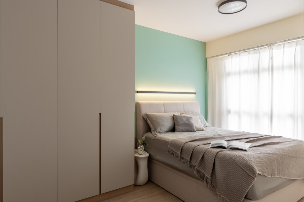 Scandinavian Bedroom with Vinyl Flooring and Wardrobe
