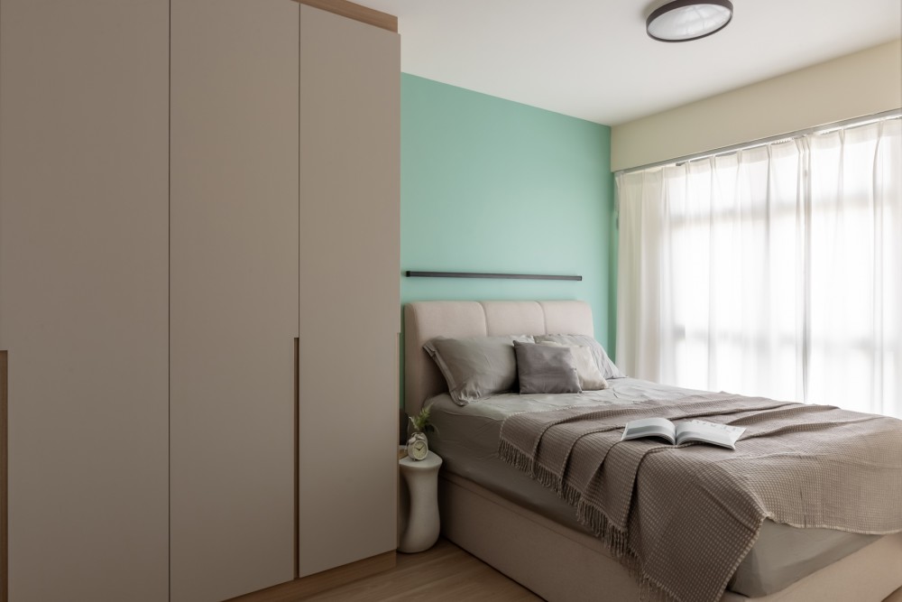 Scandinavian Bedroom with Vinyl Flooring and Wardrobe