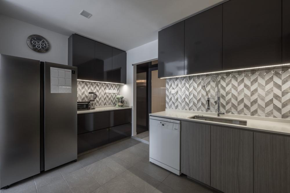Asian Kitchen with Parquet Floor and Kitchen Island