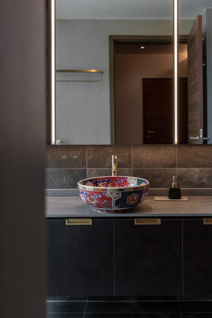 Modern Bathroom with Granite Floor and Wood Flooring
