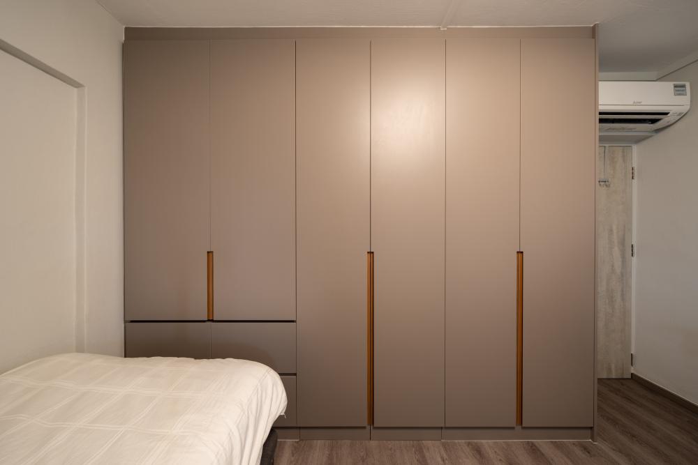 Modern Bedroom with Vinyl Flooring and Wood Flooring