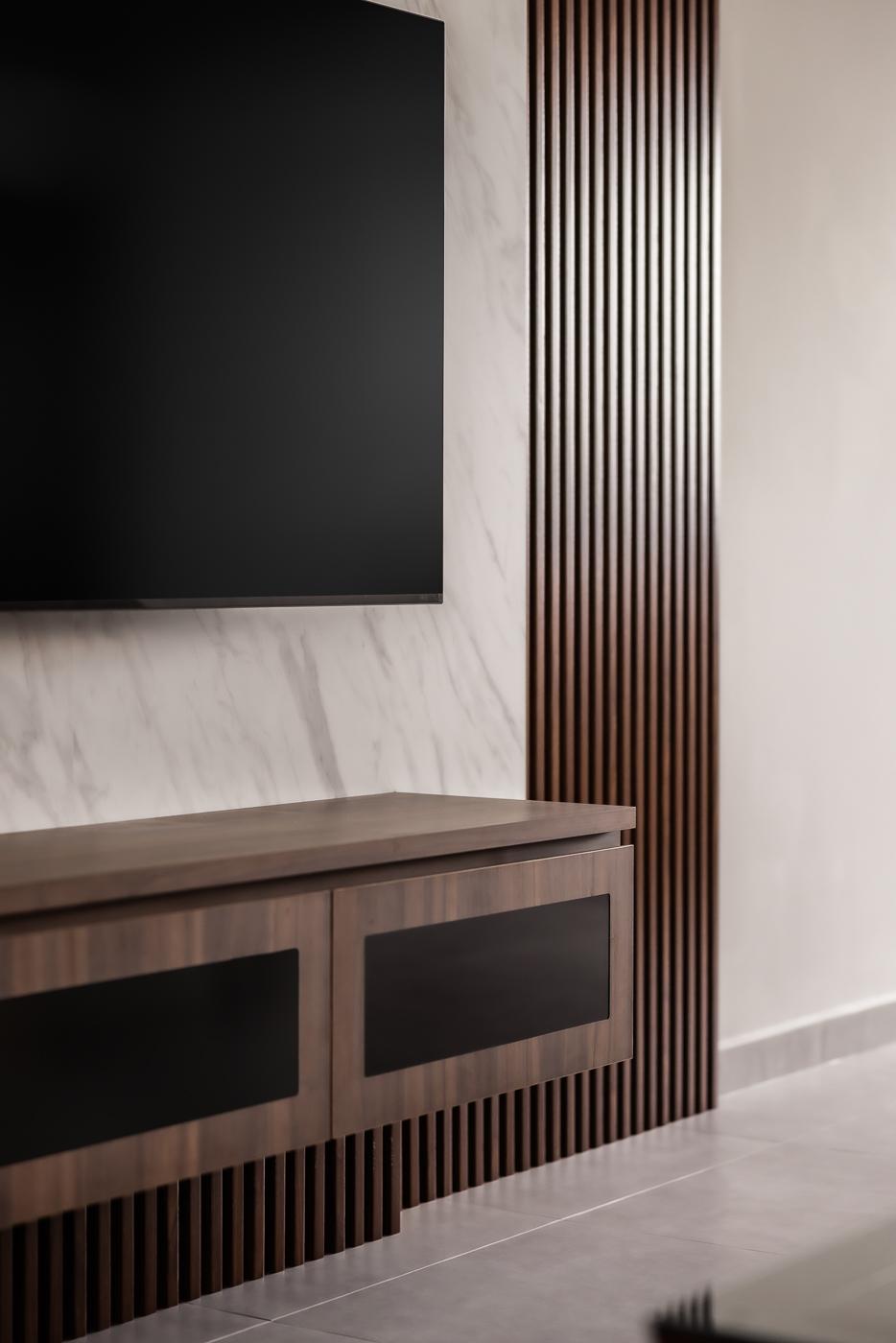 Modern Living Room with Homogeneous Tiles and TV Console