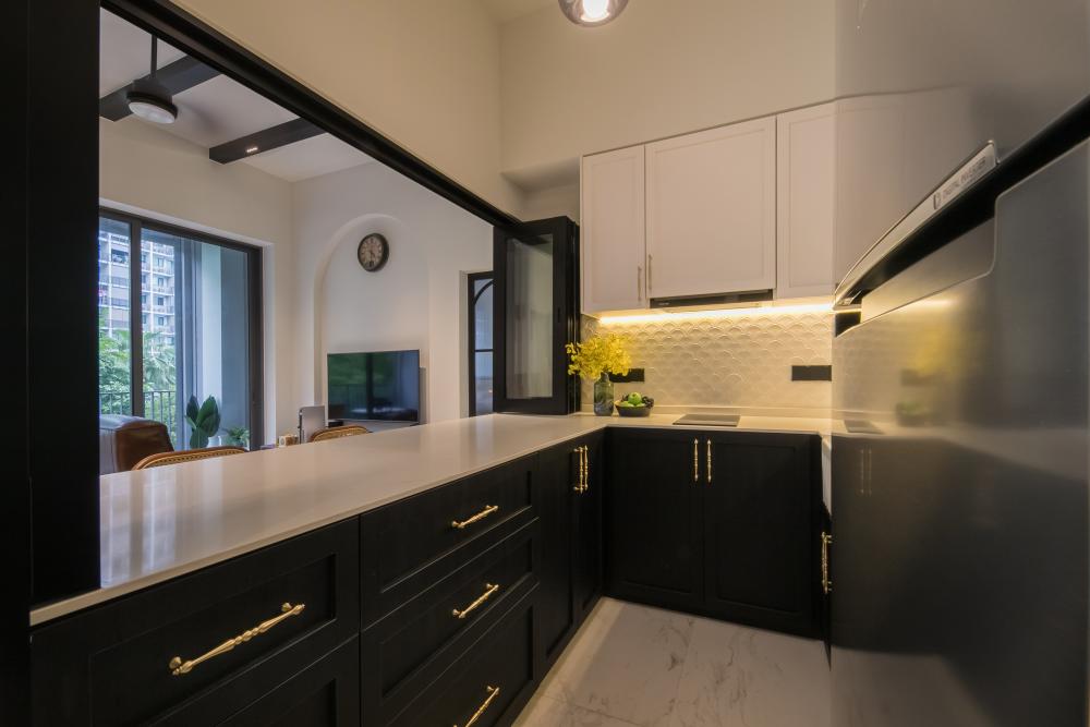Modern Kitchen with Cupboard and Breakfast Counter