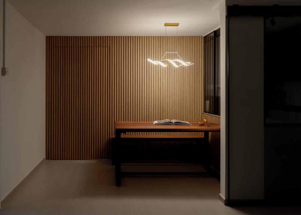 Contemporary Dining Room with Chandelier and Dining Table