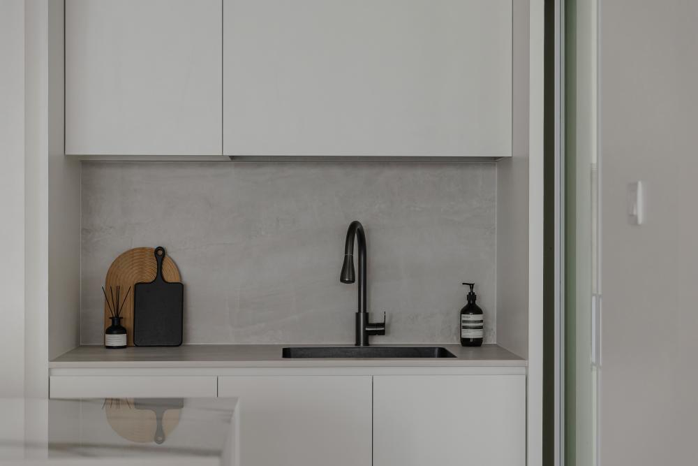 Contemporary Pantry with Kitchen Island and Tableware