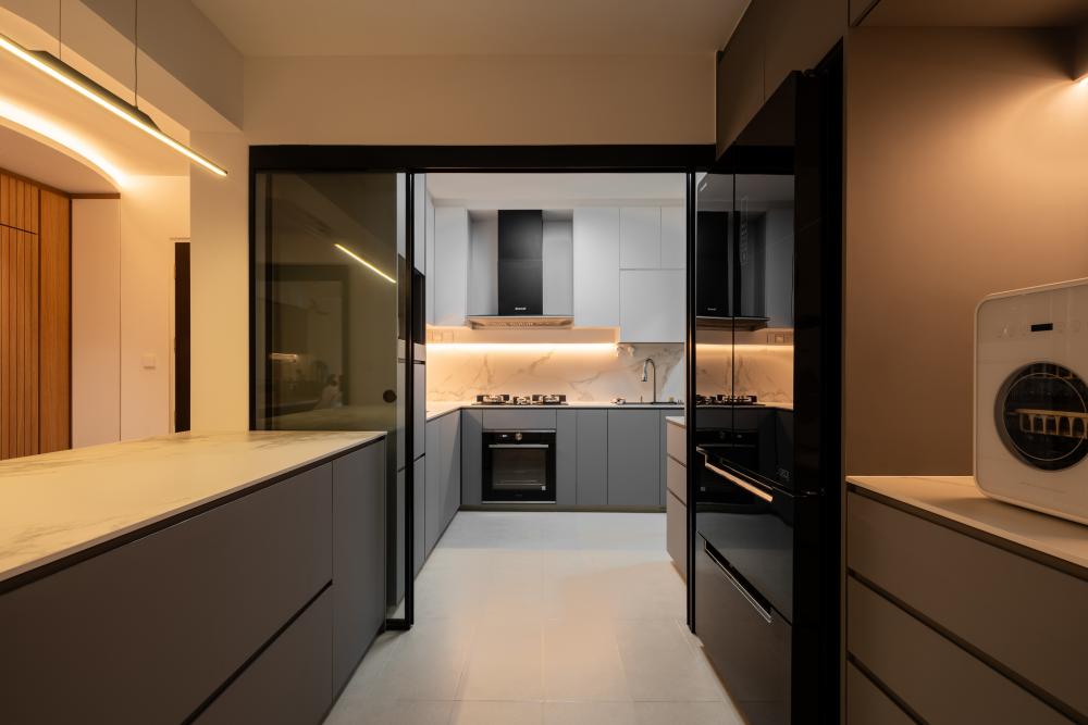 Contemporary Kitchen with Homogeneous Tiles and Wood Flooring
