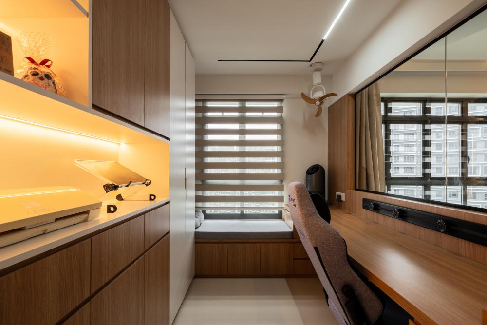 Contemporary Home Office with Bookshelf and Desk