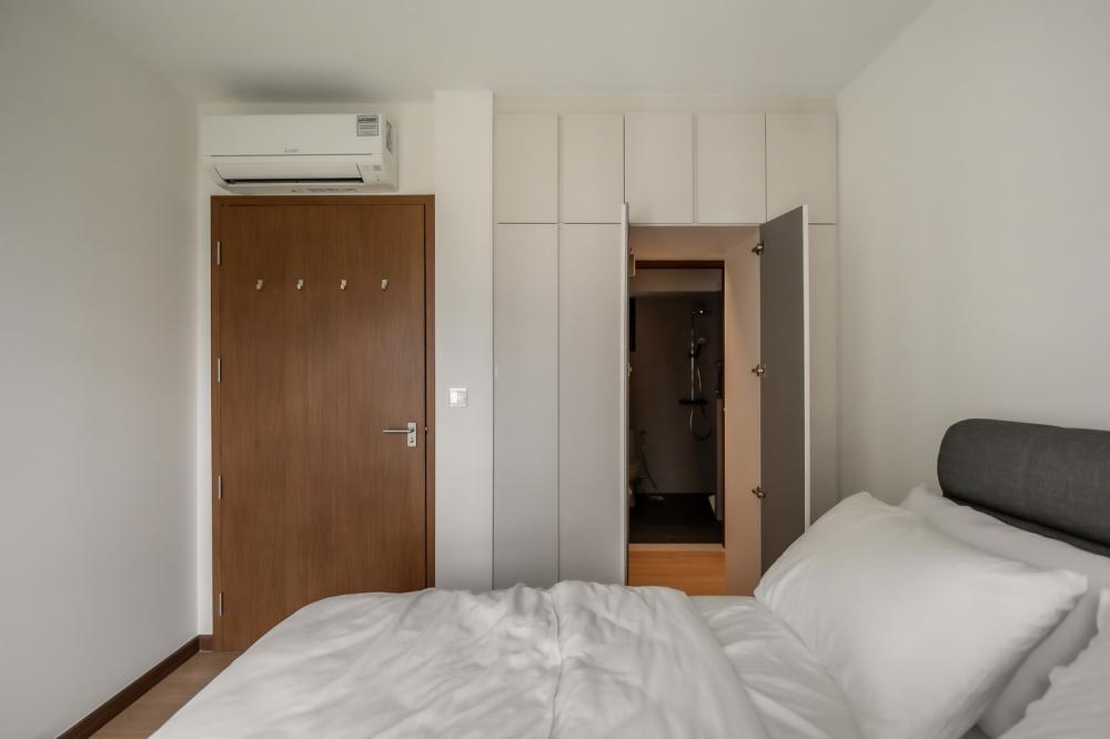 Scandinavian Bedroom with Vinyl Flooring and Wardrobe
