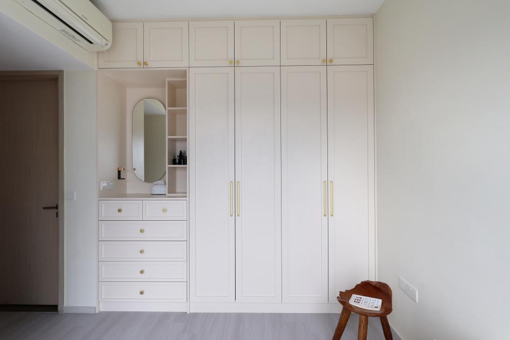 Contemporary Bedroom with Vinyl Flooring and Ceiling Light