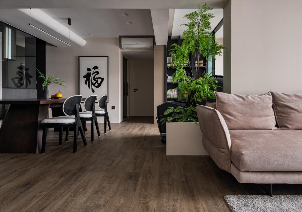 Minimalist Living Room with Vinyl Flooring and Feature Wall