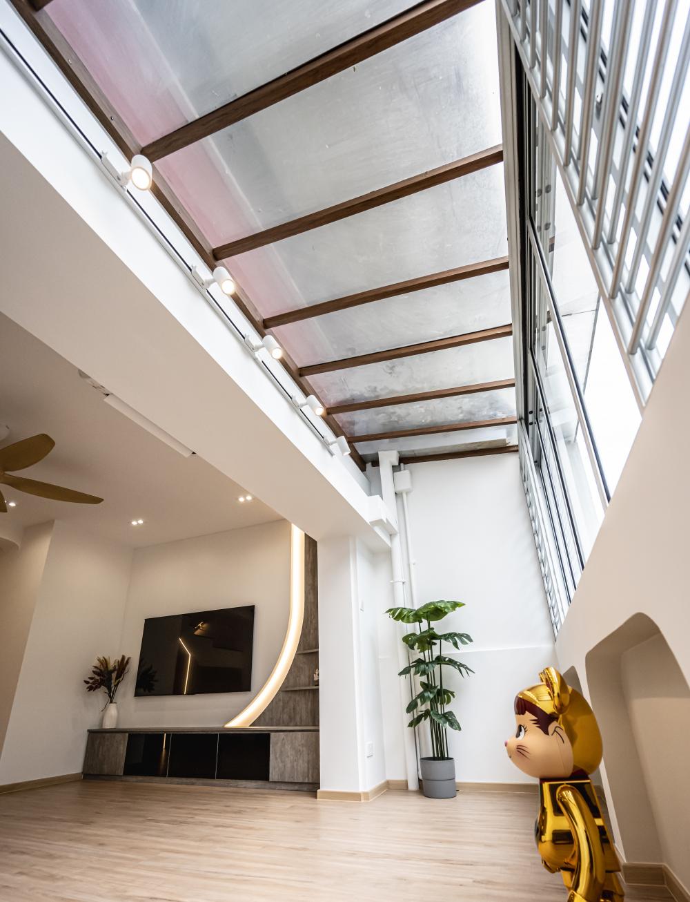 Contemporary Balcony with Bay Window and Window Seat
