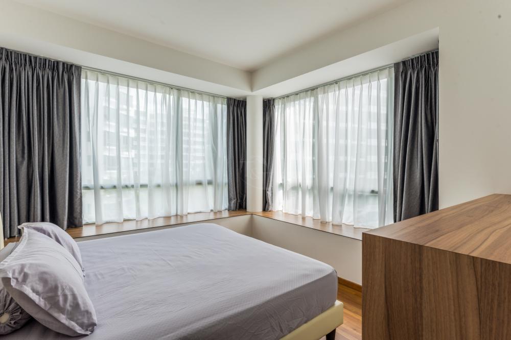 Modern Bedroom with Parquet Floor and Bay Window