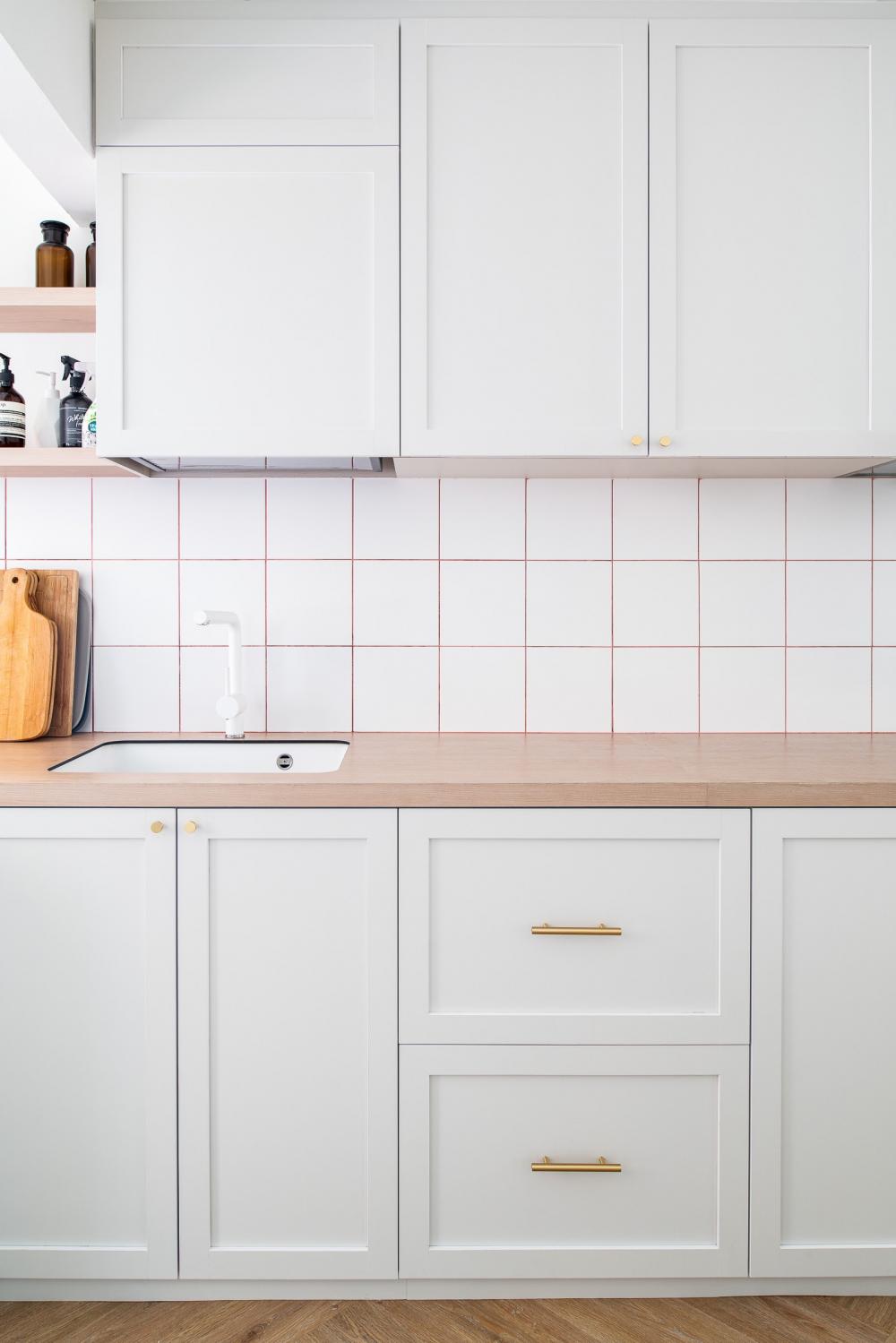 Scandinavian Kitchen with Countertop and Kitchen Backsplash