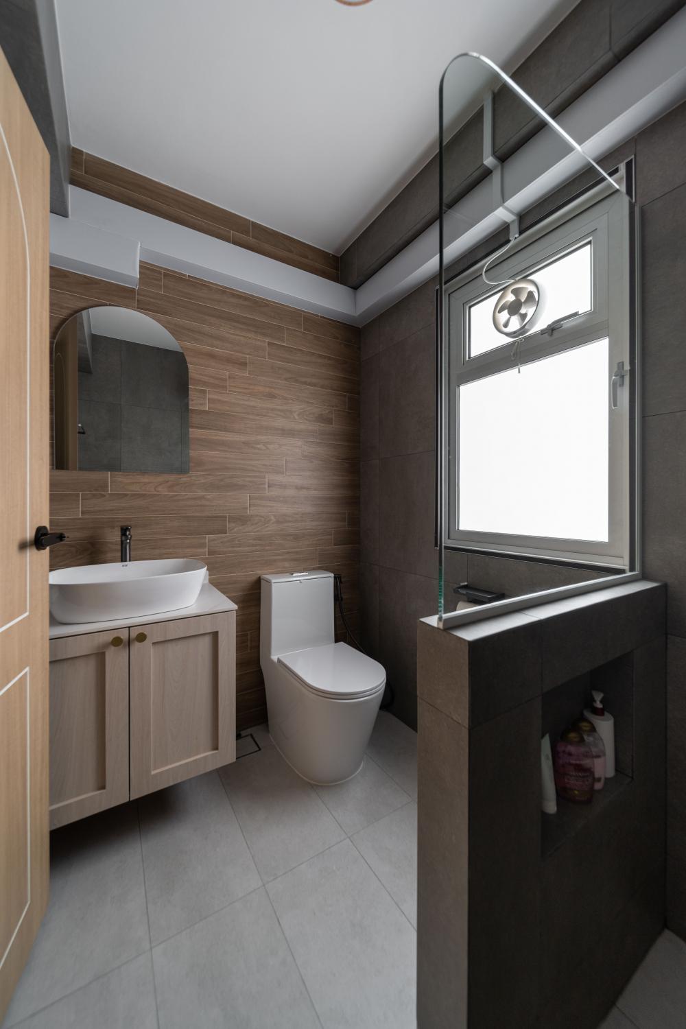 Scandinavian Bathroom with Countertop and Homogeneous Tiles