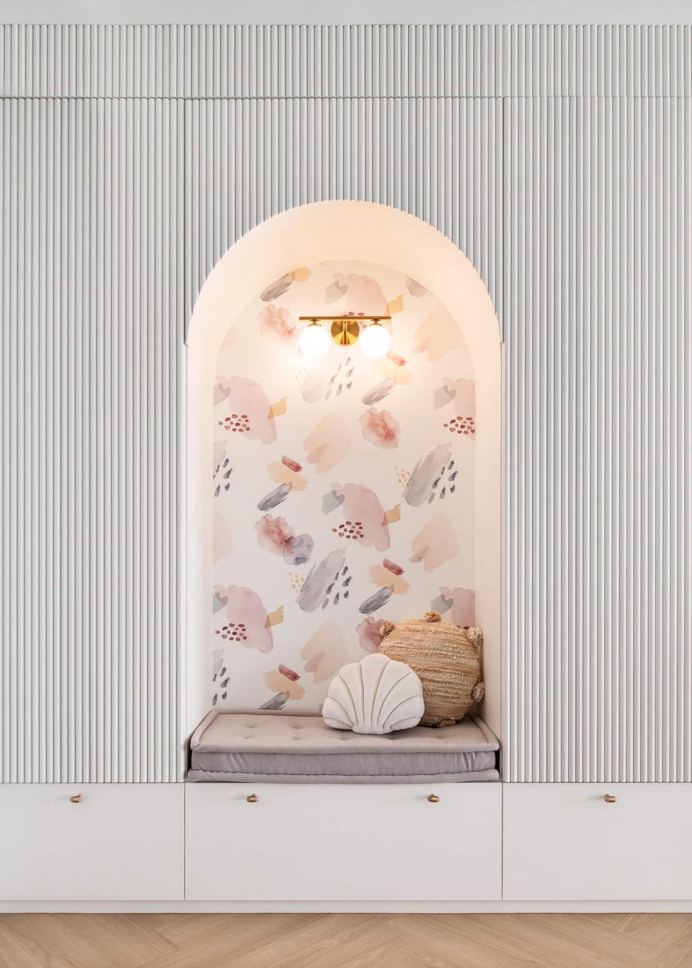 Minimalist Entryway with Vinyl Flooring and Wallpaper
