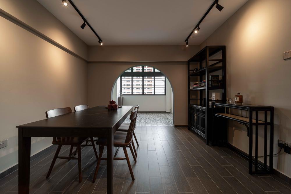 Vintage Dining Room with Downlights and Dining Table