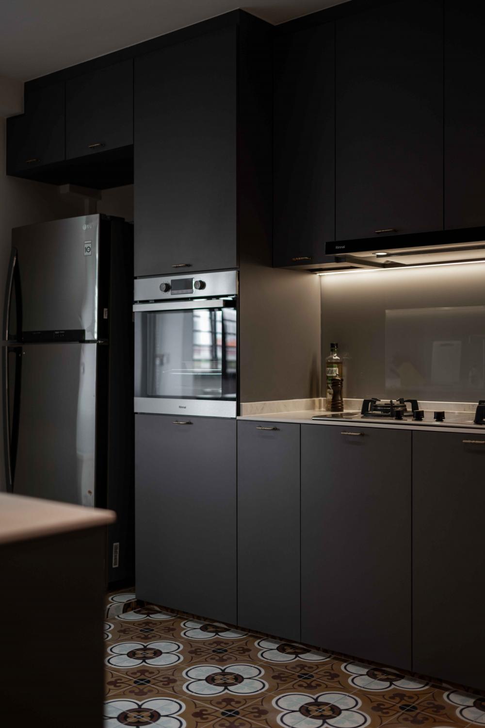 Vintage Kitchen with Countertop and Homogeneous Tiles
