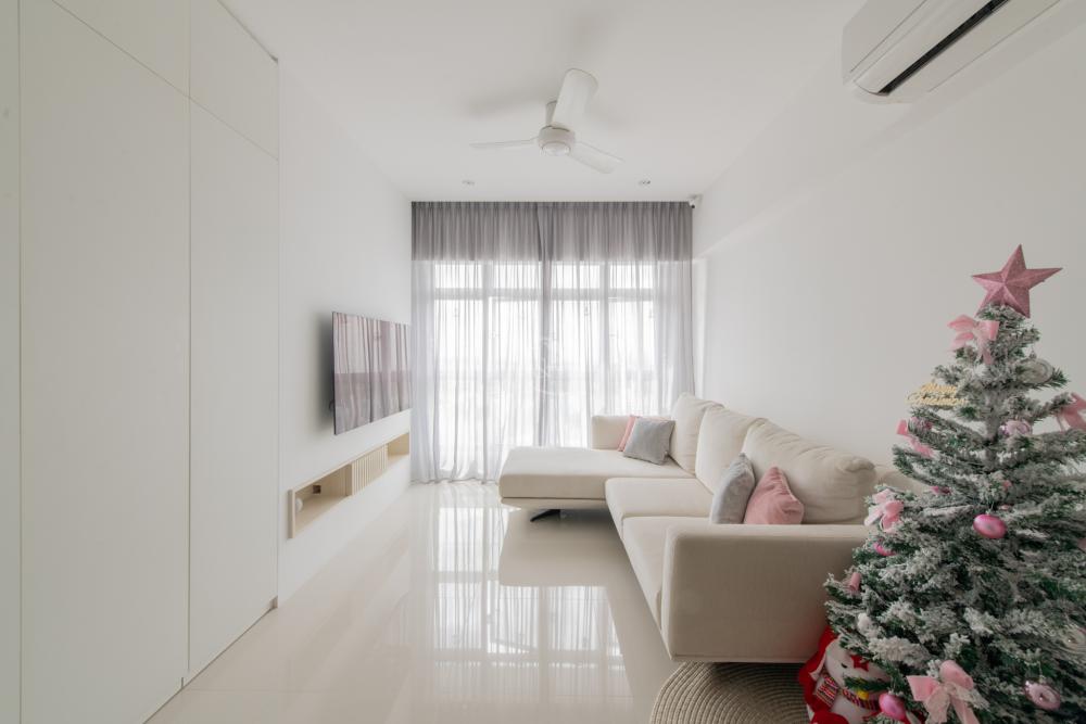 Minimalist Living Room with Homogeneous Tiles and TV Console