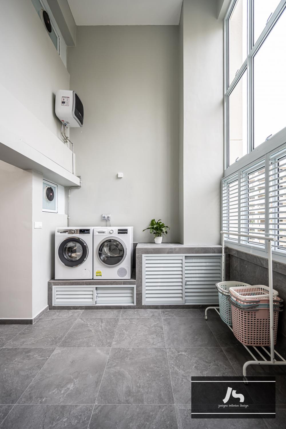 Scandinavian Service Yard with Waste Bin and Drying Racks