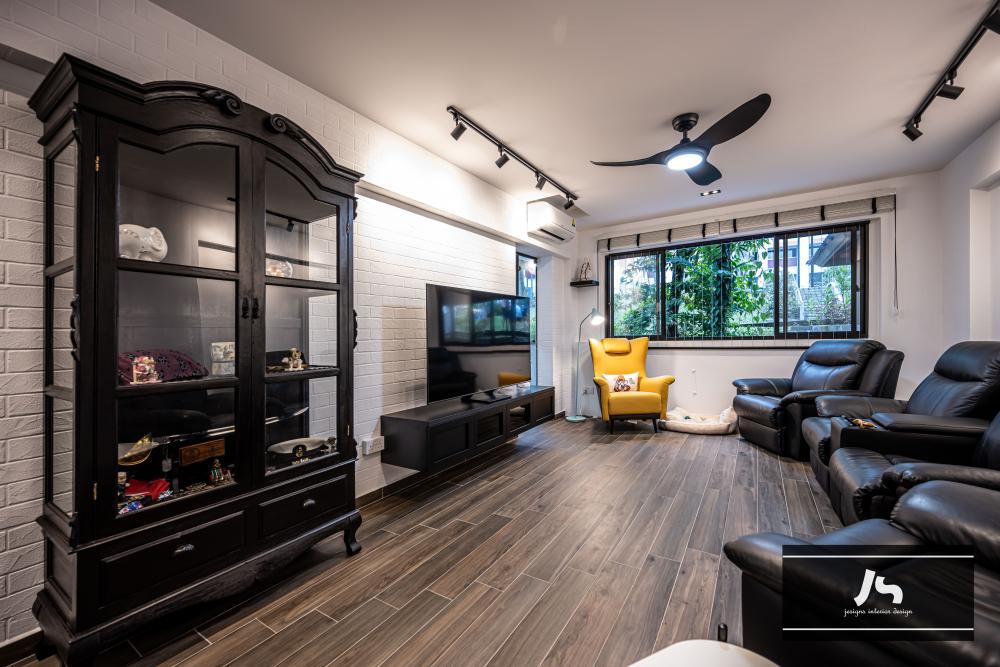 Modern Living Room with Sofa and TV