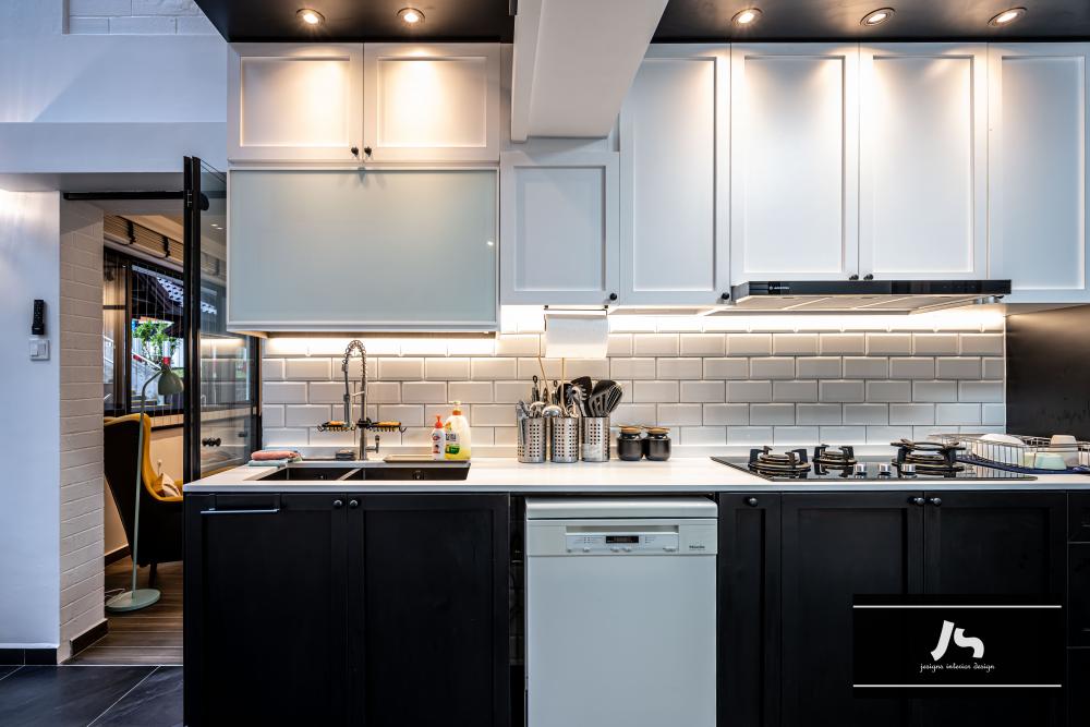 Modern Kitchen with Cupboard and Breakfast Counter