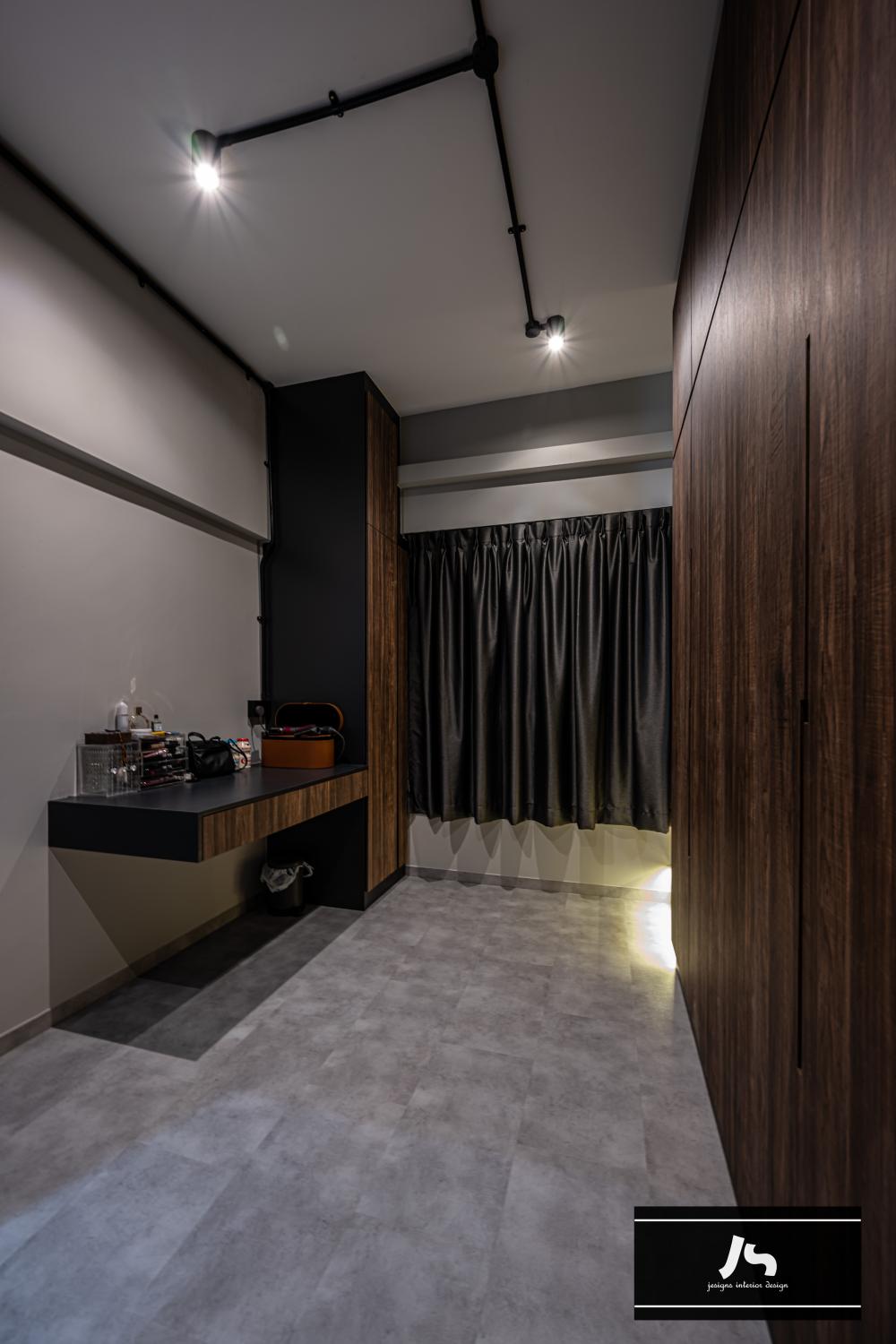 Modern Walk-in Wardrobe with Wardrobe and Vanity Counter