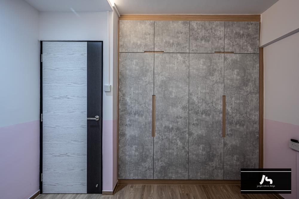 Modern Bedroom with Vinyl Flooring and Homogeneous Tiles