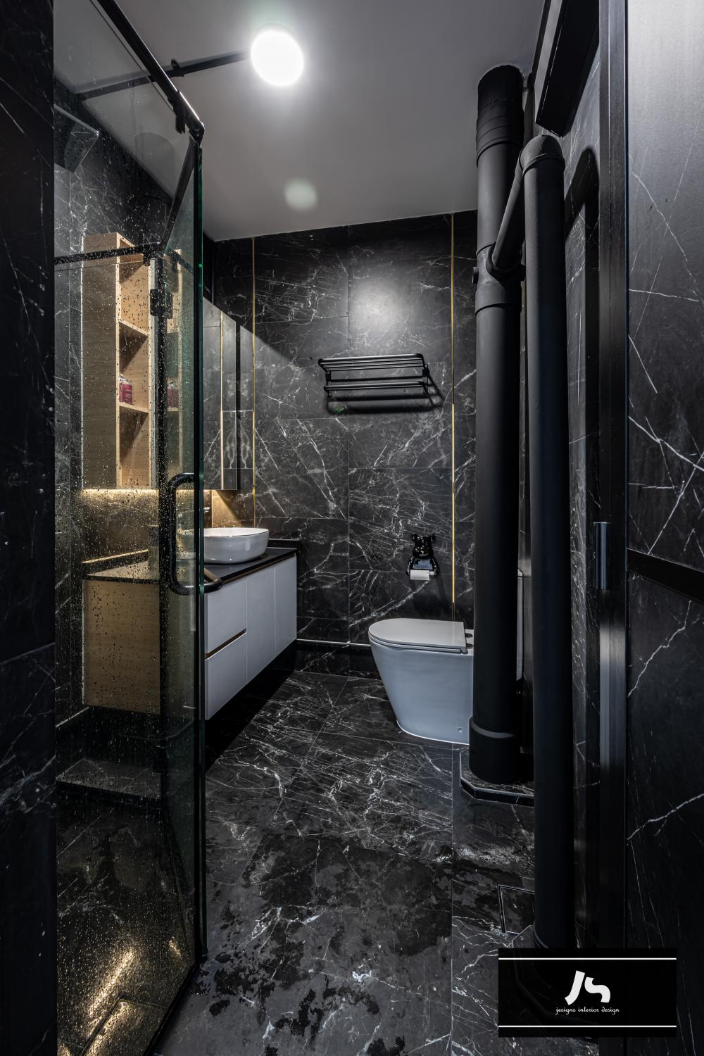 Modern Bathroom with Homogeneous Tiles and Mirror