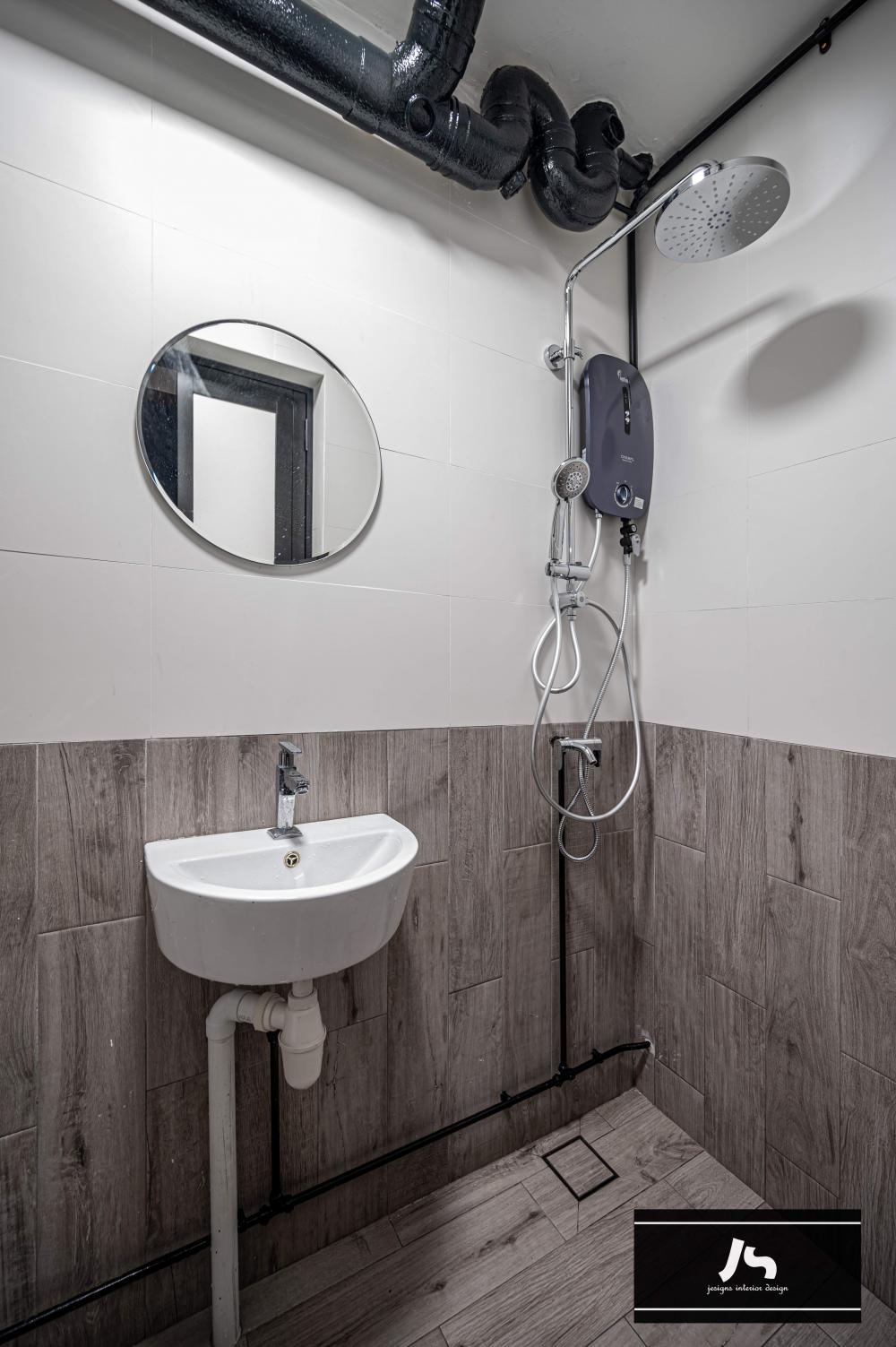 Modern Bathroom with Wood Flooring and Mirror