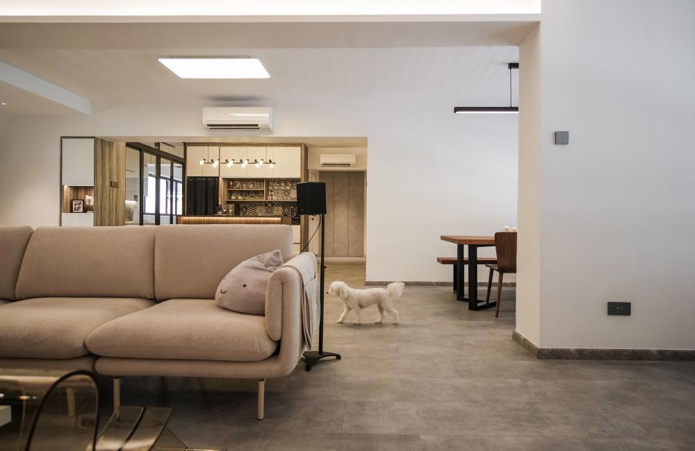 Eclectic Living Room with Vinyl Flooring and Drop Light