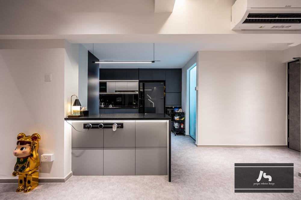 Modern Kitchen with Kitchen Island and Cupboard