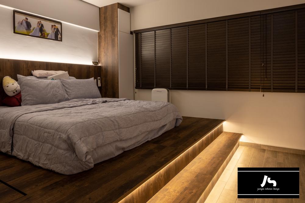 Modern Bedroom with Platform Bed and Vinyl Flooring