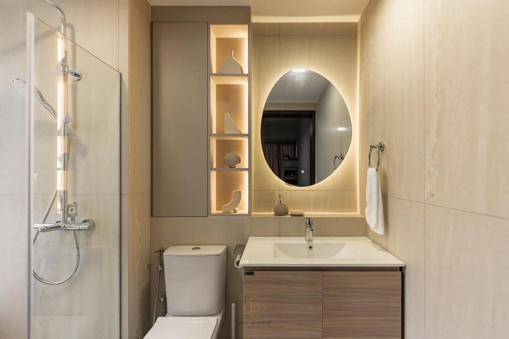 Scandinavian Bathroom with Homogeneous Tiles and Mirror