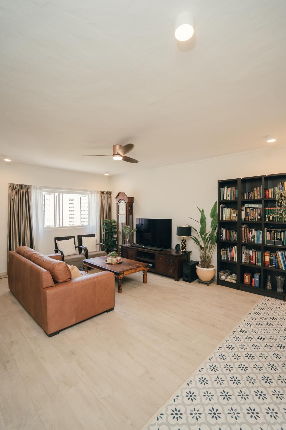 Modern Living Room with Vinyl Flooring and TV Console
